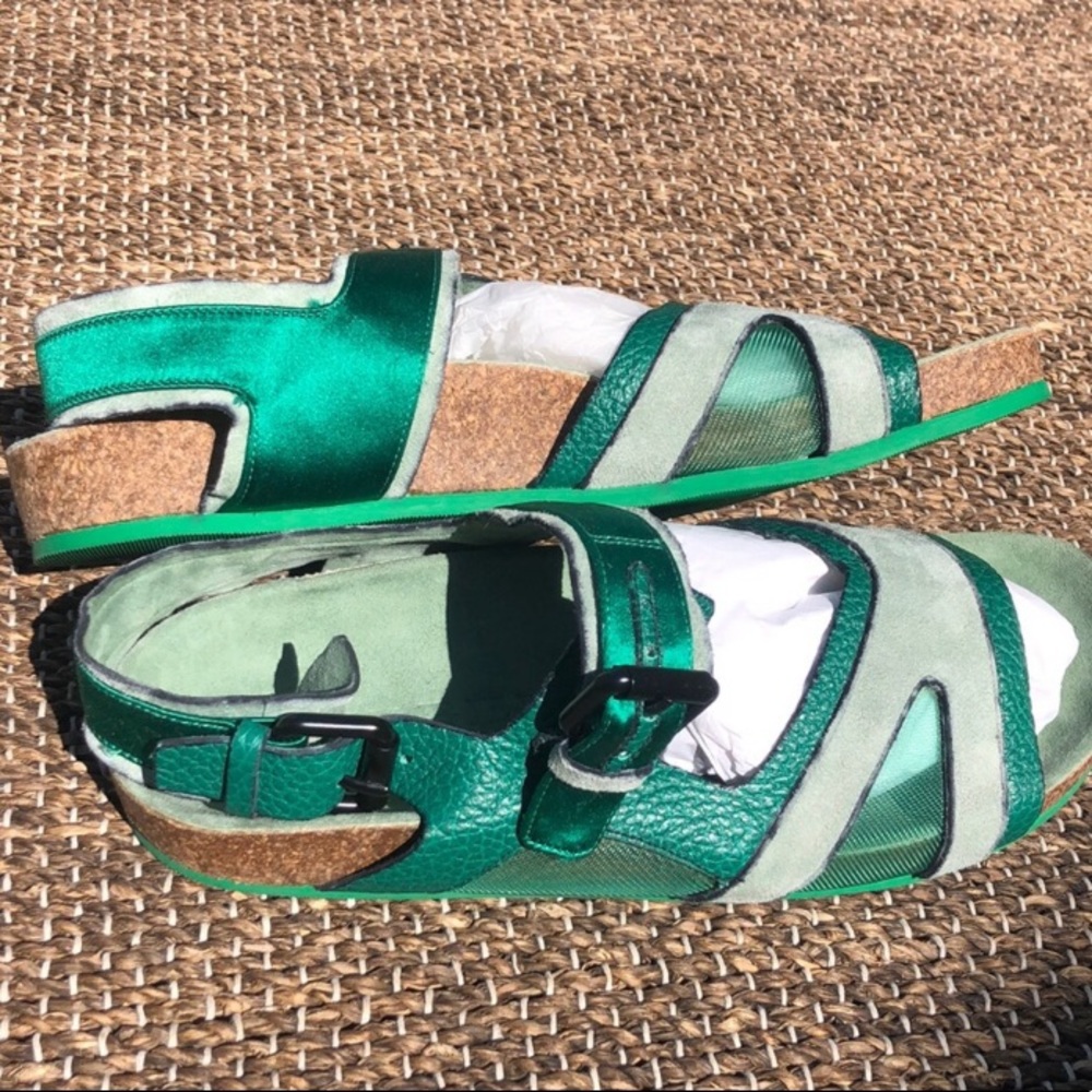 Burberry Prorsum Sandals! - Picture 8 of 10